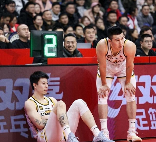 关于辽宁队遭遇湖南男篮挑战，胜负难料的信息