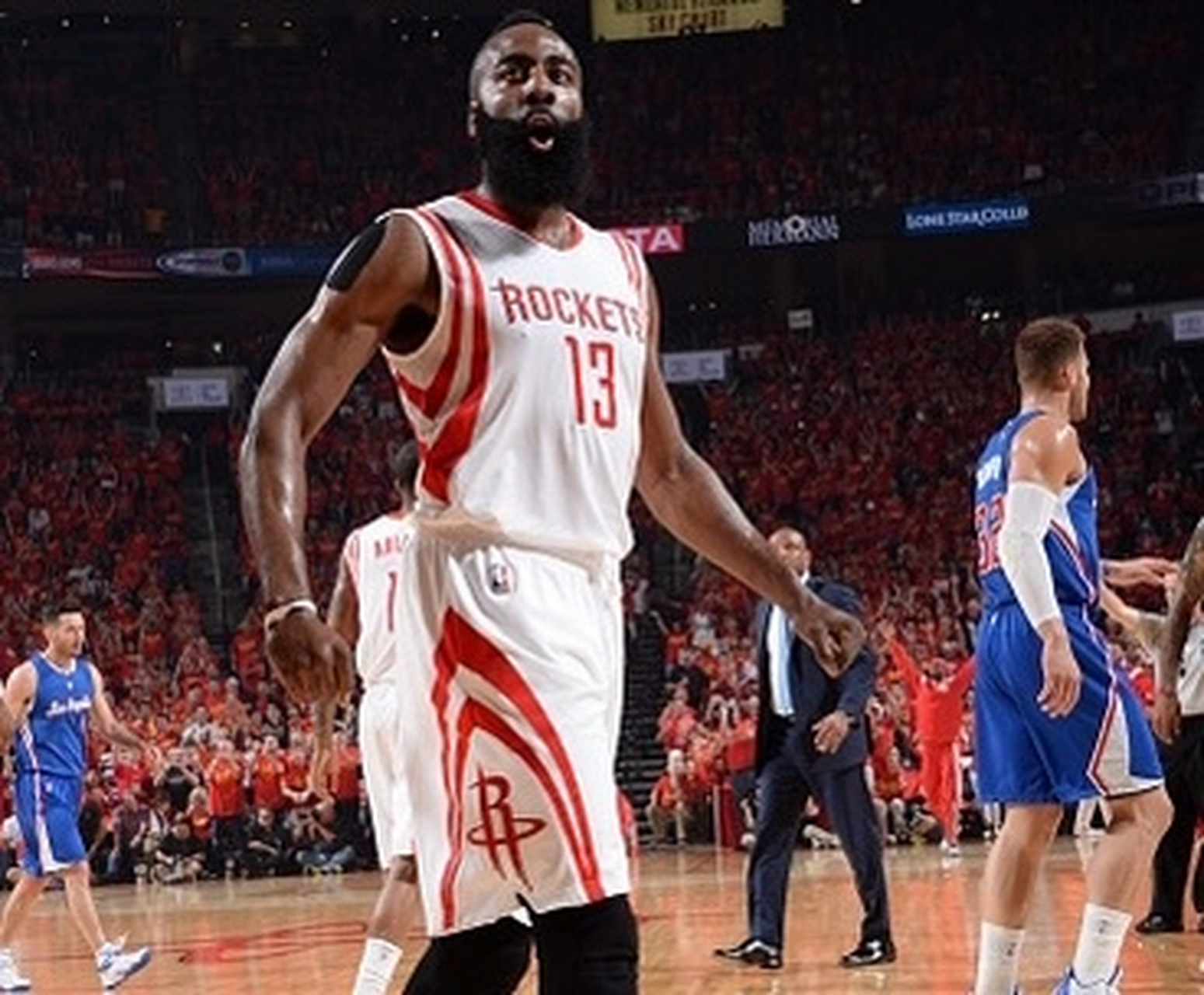 pg电子娱乐-包含快船擒下黄蜂，继续保持领先的词条