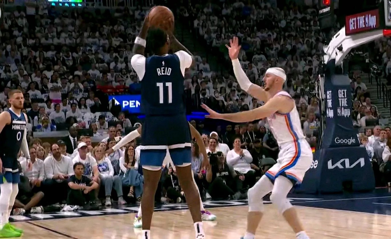 森林狼遭爵士横扫，连败三场