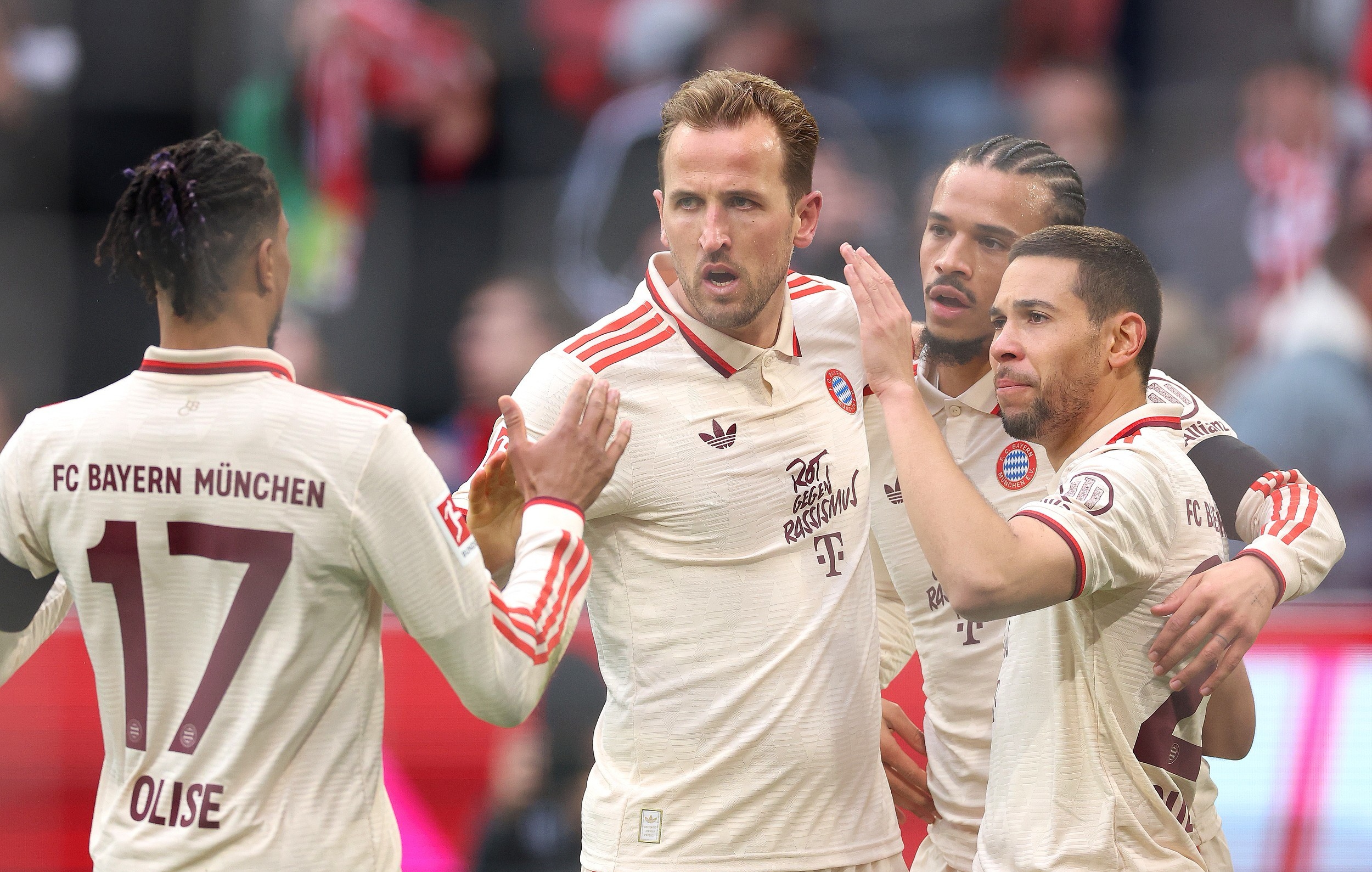 包含拜仁轻取罗马,弗拉霍维奇制霸全场的词条 包含拜仁轻取罗马,弗拉霍维奇制霸全场的词条