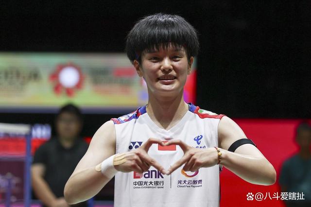 泰国羽毛球队逆转中国羽毛球队,辛杜惊艳世界 泰国羽毛球队逆转中国羽毛球队,辛杜惊艳世界
