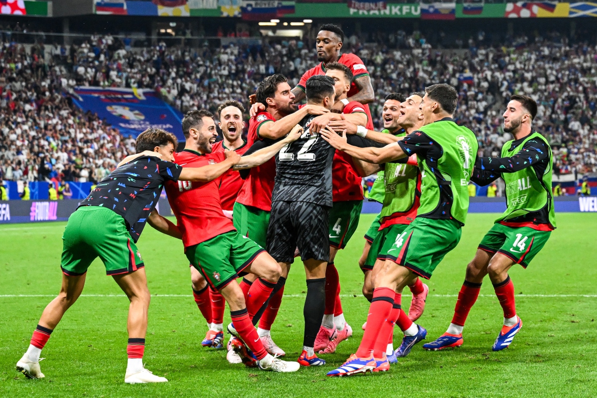 德国队鏖战葡萄牙队，林高远扛起全队